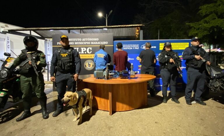 Detienen a 3 personas y recuperan 2 bombas de agua sustraídas de unidad de diálisis