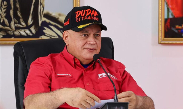 Cabello garantiza que en el país “no hay colectivos montando alcabalas”