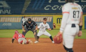 Águilas cae 11-3 en Maracaibo ante Cardenales en el inicio de la última semana