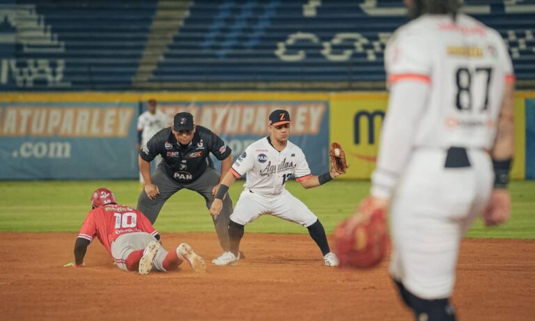 Águilas cae 11-3 en Maracaibo ante Cardenales en el inicio de la última semana