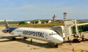 Aerolíneas nacionales retoman sus operaciones este domingo