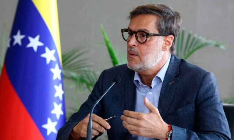 Rodríguez envía a Felix Plasencia a EE. UU. el mismo día que Machado visita la Casa Blanca