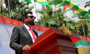 Presidente de Guyana dice estar dispuesto a reunirse con Delcy Rodríguez