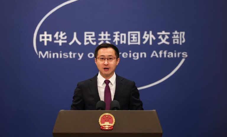 China reclama la liberación de Maduro y advierte del riesgo para América Latina