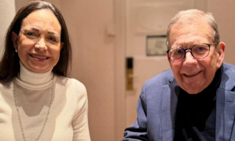 Machado y González Urrutia aún no se pronuncian sobre ataque de EE. UU.