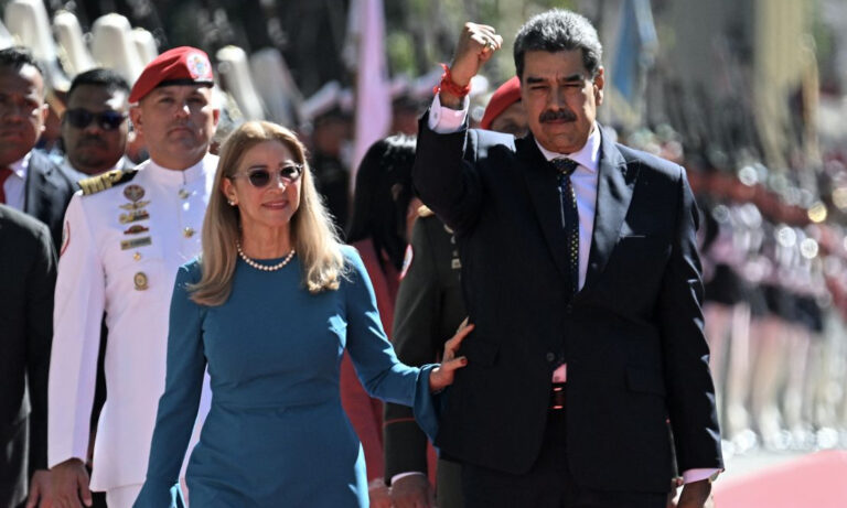 Trump revela que Maduro y Cilia Flores “van camino a Nueva York”