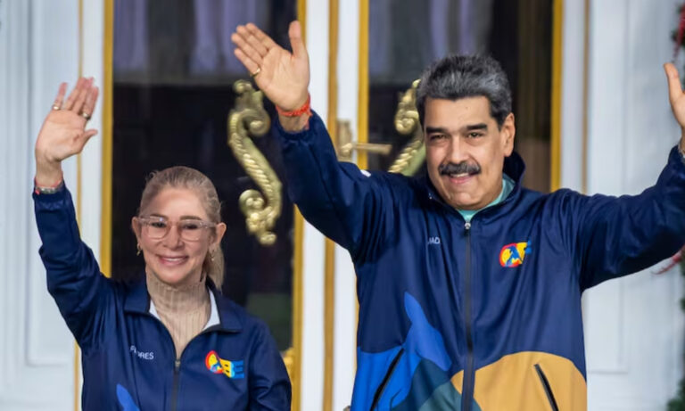 Gobierno crea comisión para “liberar a Nicolás Maduro y a Cilia Flores”