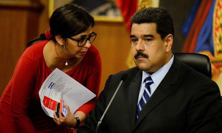 Delcy Rodríguez reafirma lealtad “para siempre” a Nicolás Maduro