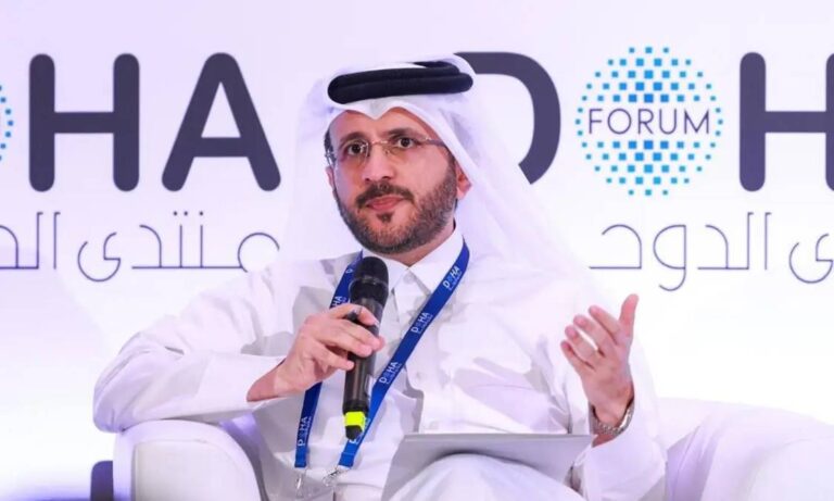 Catar se ofrece a mediar para lograr una “solución pacífica inmediata” en Venezuela