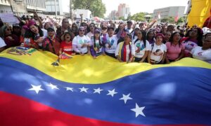 Mujeres chavistas dicen que Delcy Rodríguez “no está sola” tras asumir como “presidenta encargada”