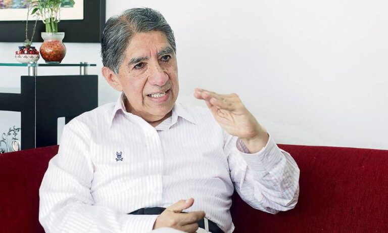 Óscar Arias lamenta que Trump no legitime a González Urrutia y Machado para liderar Venezuela