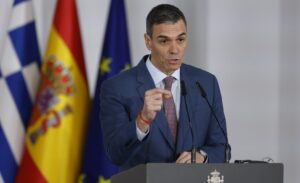 Pedro Sánchez pide a Delcy Rodríguez que continúe la liberación de presos políticos