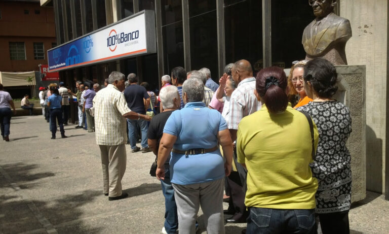 Comienza el pago de la pensión de febrero: $0,37 a BCV