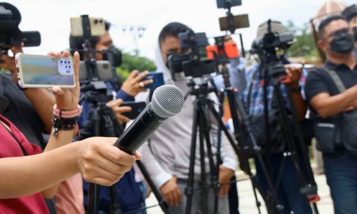 Deportan a 2 periodistas extranjeros tras 10 horas detenidos en la frontera colombo-venezolana