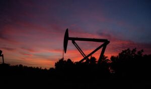 Repsol firma acuerdo con Pdvsa para aumentar la producción de crudo en un 50 %