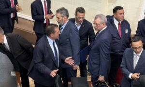 Sector de la oposición liderado por Capriles acepta dialogar con el gobierno