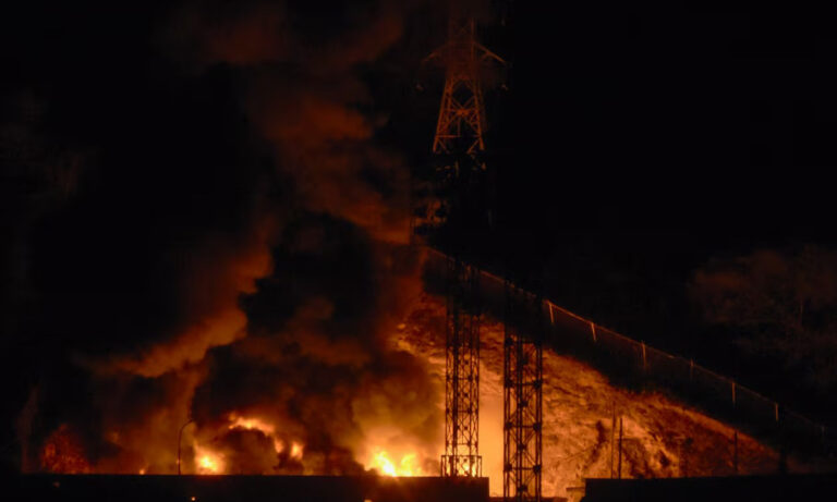 Trump notifica al Congreso después de lanzar operación contra Maduro, según CNN