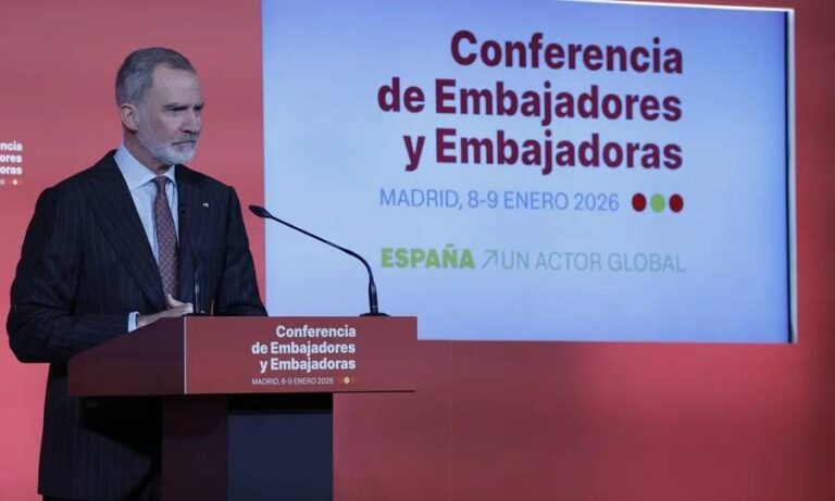 Felipe VI pide contribuir a una “verdadera transición” en paz en Venezuela