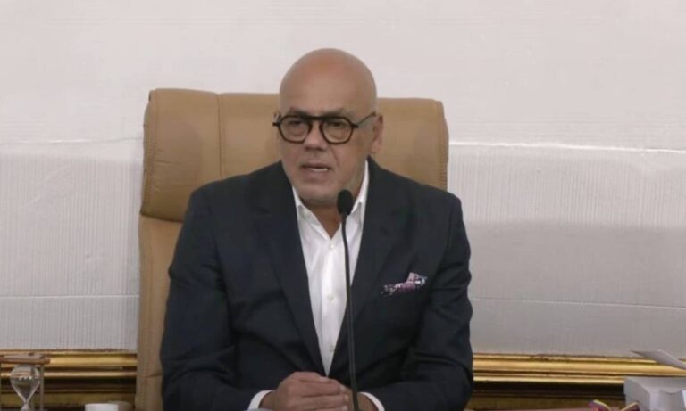 Jorge Rodríguez cifra en 400 las excarcelaciones desde diciembre