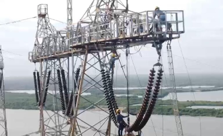 Supervisan mantenimiento integral en la línea de transmisión número 1 El Tablazo – Cuatricentenario