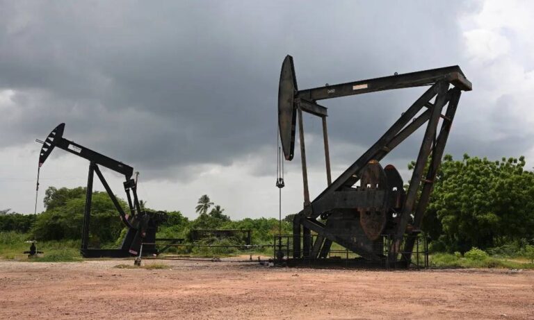 Gobierno prevé 1.400 millones de dólares de inversión petrolera en 2026