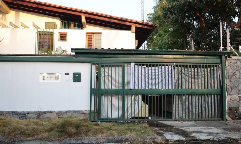 Confiscan casa de la asistente de María Corina Machado en Caracas