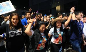Excarcelados acompañan a familiares de presos políticos en Zona 7: “No tenemos miedo”