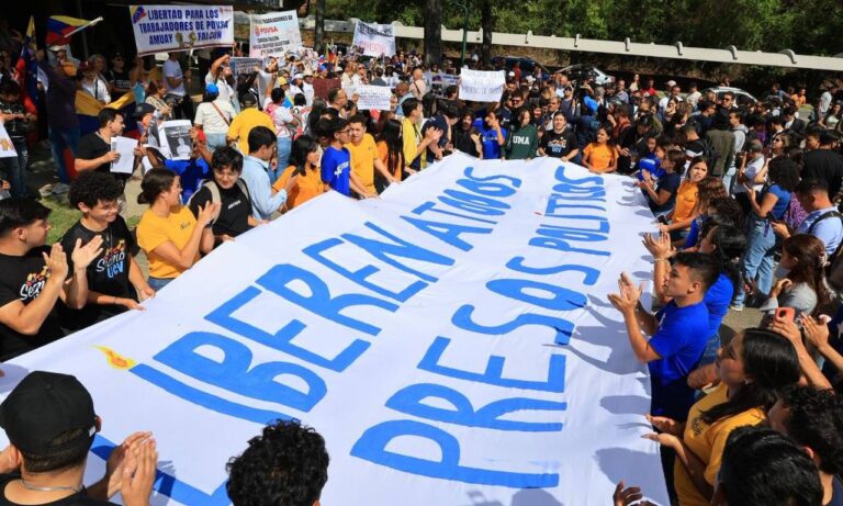 Familiares de “presos políticos” exigen “amnistía inmediata” ante la AN