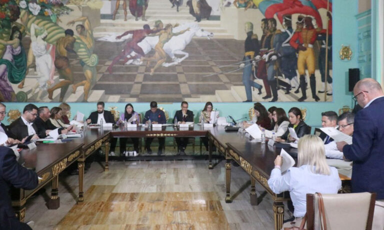 Asamblea Nacional debate Ley de Amnistía con poderes públicos y oenegés