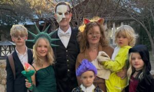 Viuda de James Van Der Beek pide apoyo para sacar adelante a sus 6 hijos