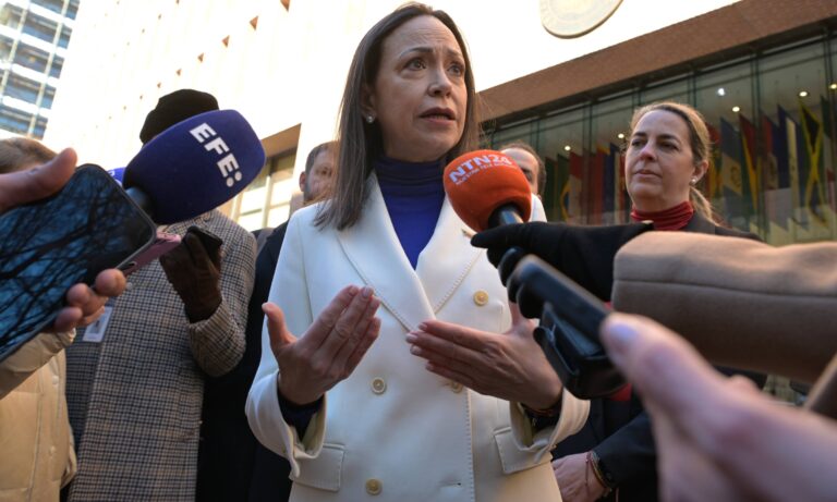 Machado condena la detención de Guanipa y acusa de “tiranía” al gobierno