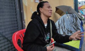 Madre de Aliannis Araujo conoce su paradero tras desmayarse en la UCV