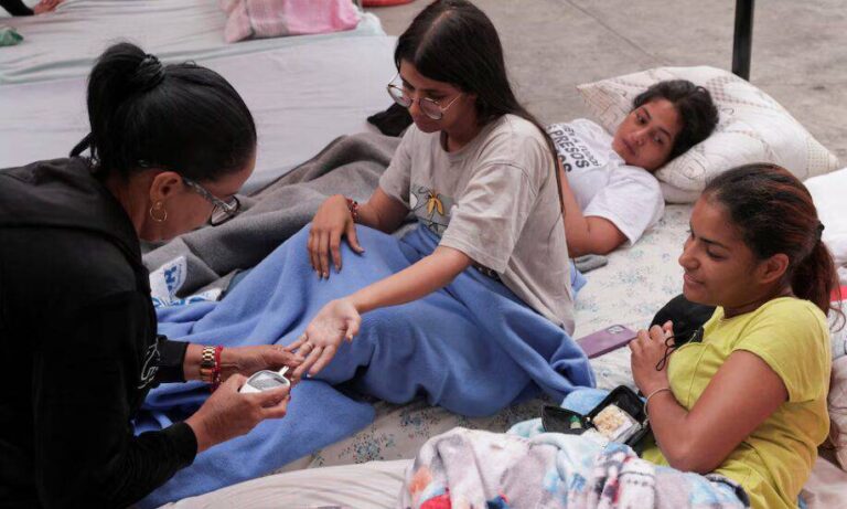 Mujeres en Zona 7 cumplen más de 96 horas en huelga de hambre