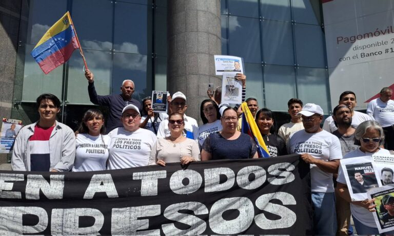 Familiares piden a EE. UU. priorizar libertad de presos políticos antes de acuerdos petroleros