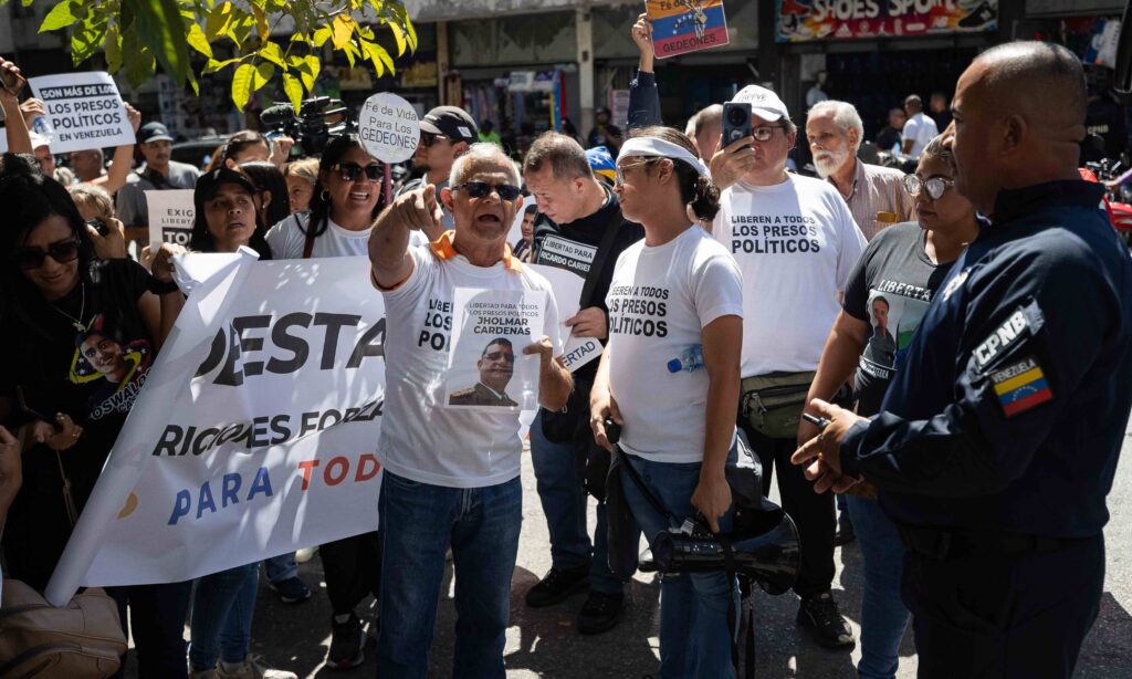 Familias piden liberar a los presos políticos y participar en proceso de amnistía