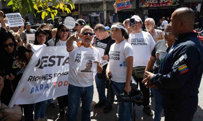 Familias piden liberar a los presos políticos y participar en proceso de amnistía