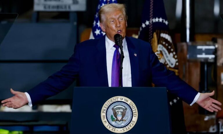 Trump dice que 50 millones de barriles de crudo venezolano están camino a Houston