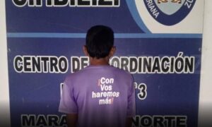 Arrestan a hombre por golpear a su hermana