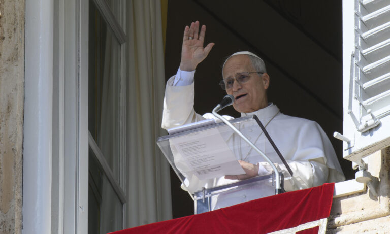 León XIV pide paz por el Año Nuevo Lunar y expresa solidaridad con Madagascar