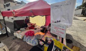 Mujeres en Zona 7 cumplen más de 120 horas en huelga de hambre