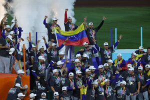 Rodríguez anuncia “día de júbilo nacional no laborable” por el triunfo