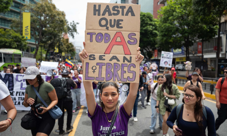 Oposición exige la liberación de 56 presas políticas en el Día de la Mujer