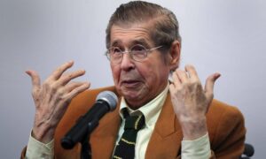 Muere a los 87 años el escritor peruano Alfredo Bryce Echenique