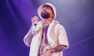 Arcángel asoma posibles presentaciones en Venezuela