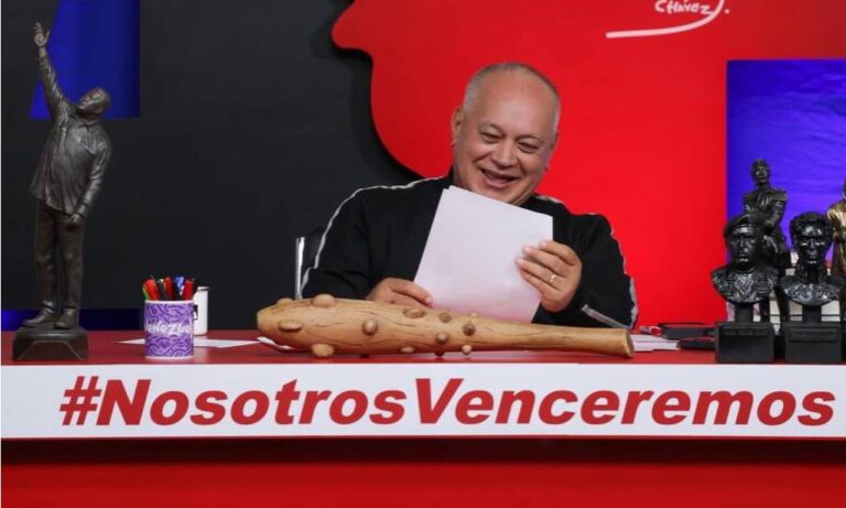 Cabello llama a seguir exigiendo la liberación de Nicolás Maduro