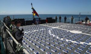 Gobierno pide cooperación internacional y “no politizar” la lucha contra el narcotráfico