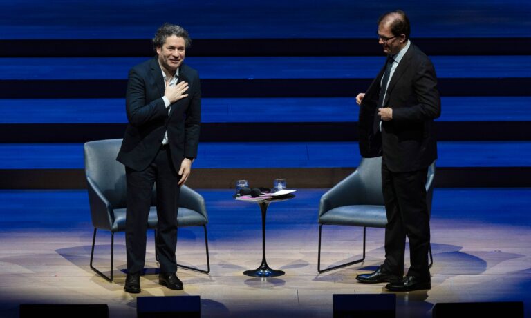 Gustavo Dudamel responde a Chalamet: “La música clásica nace constantemente, no muere”
