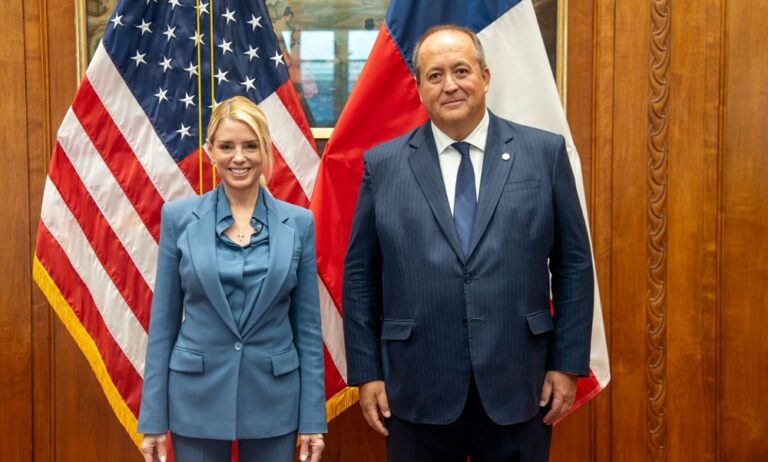 Fiscalía chilena pide a EE. UU. interrogar a Maduro por crimen de Ronald Ojeda