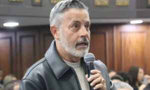 AN extiende plazo para entrega de credenciales a fiscal general y defensor del Pueblo