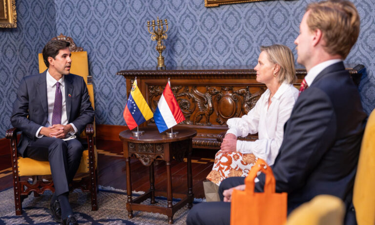 Venezuela explora nuevas áreas de cooperación con Polonia y Países Bajos